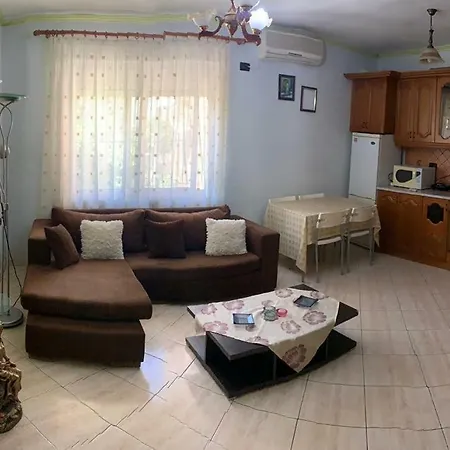 Rruga Hasan Kushta Vlorë